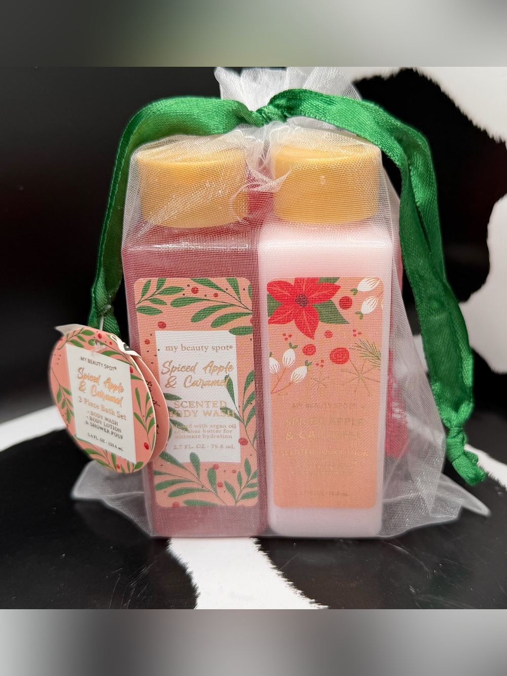 My Beauty Spot Spiced Apple & Caramel Scented Bath Set - Pink & Gold